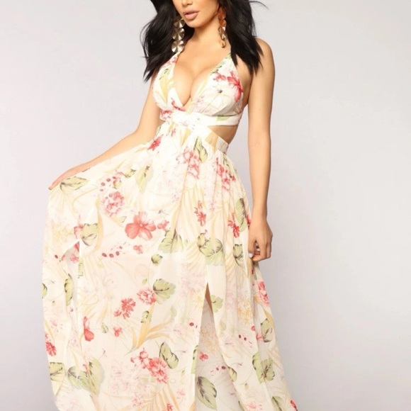 Fashion Nova Dresses & Skirts - Fashion Nova Lanai Cutout Halter Maxi Dress M Tan Floral EUC